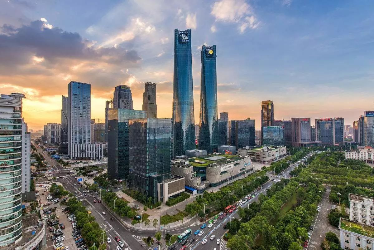 尖叫吧!明天南昌人集體放假，還有一大波重磅消息來襲!